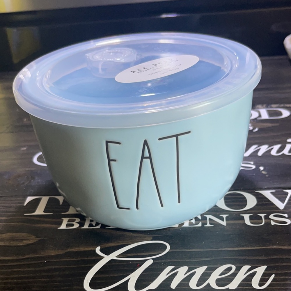 Rae Dunn Bowl with lid